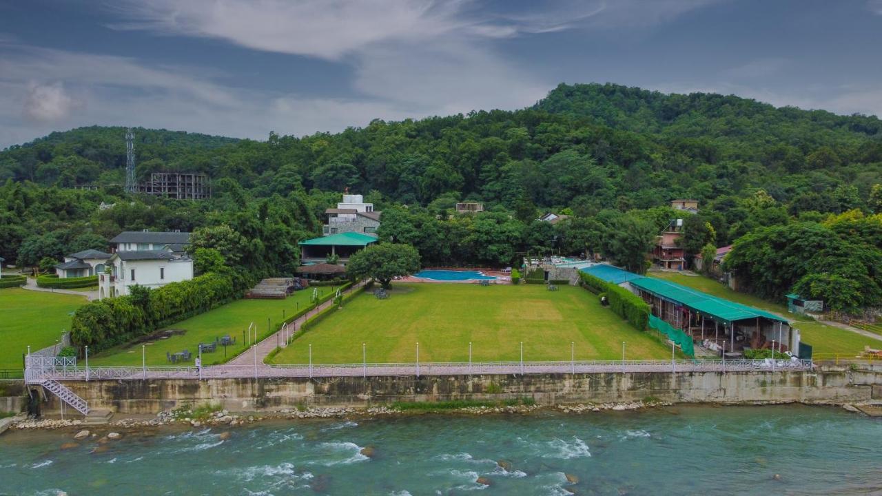 Wood Castle Spa & Resort Dhikuli Екстериор снимка